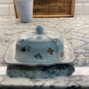 Villeroy & Boch Petite Fleur rectangular covers butter dish